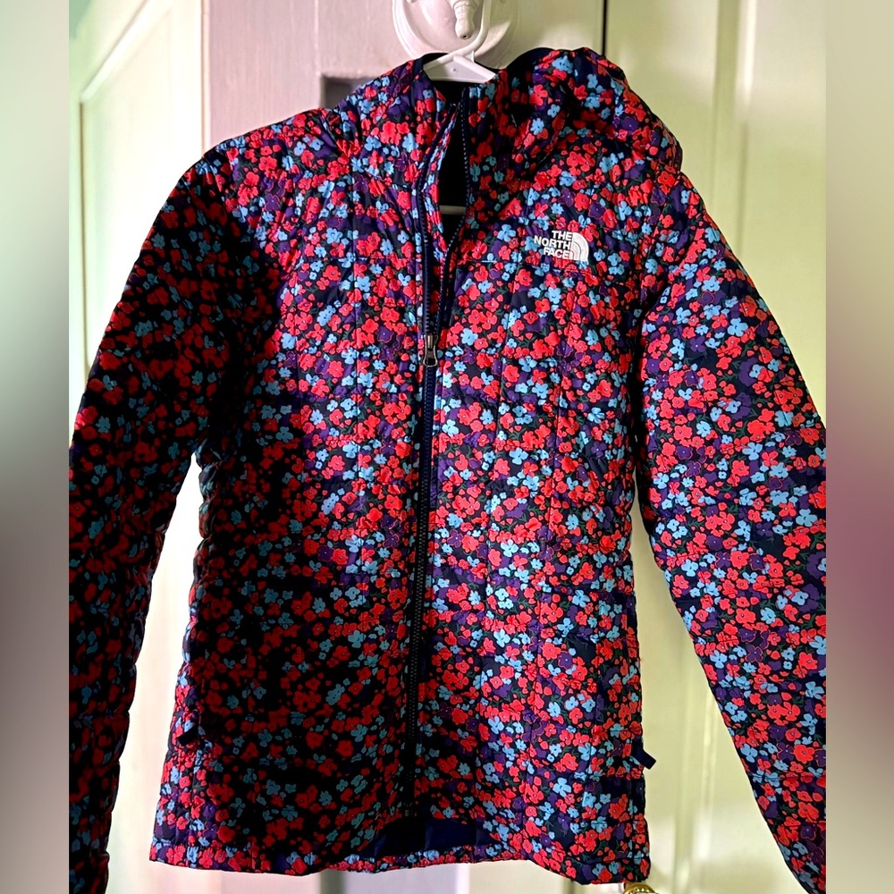 Used Big girls North Face Puffer Coat